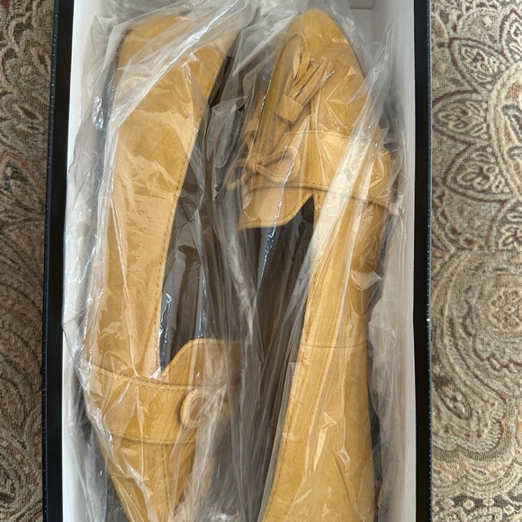 Talbots Suede Flats - Picture 3 of 4